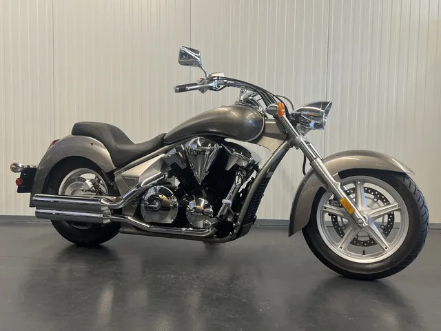 Honda VT1300 CR Stateline