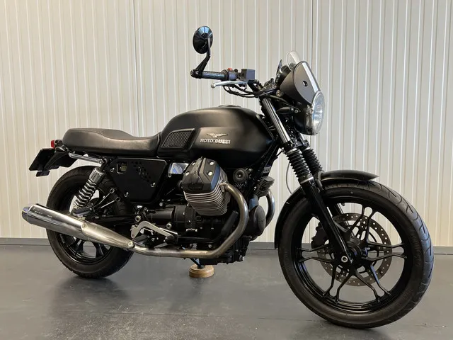 moto-guzzi-v7-ii-special-7336-1