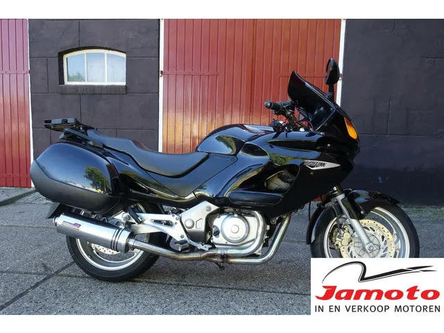 honda-nt650v-deauville-6102-1