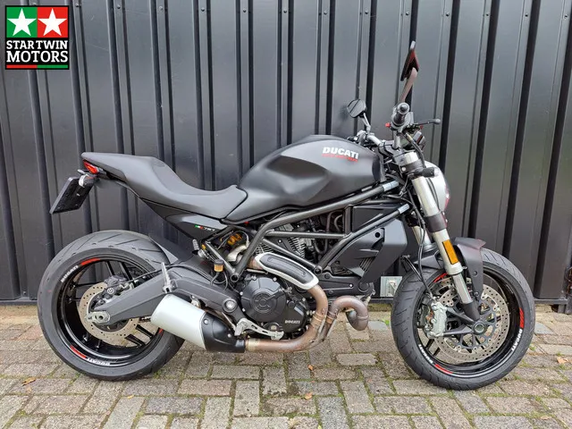 ducati-monster-797-7009-1