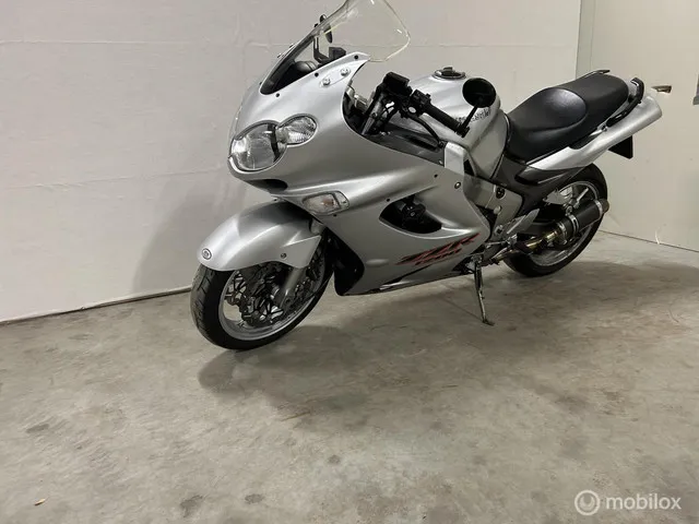 kawasaki-zzr-1200-7716-1