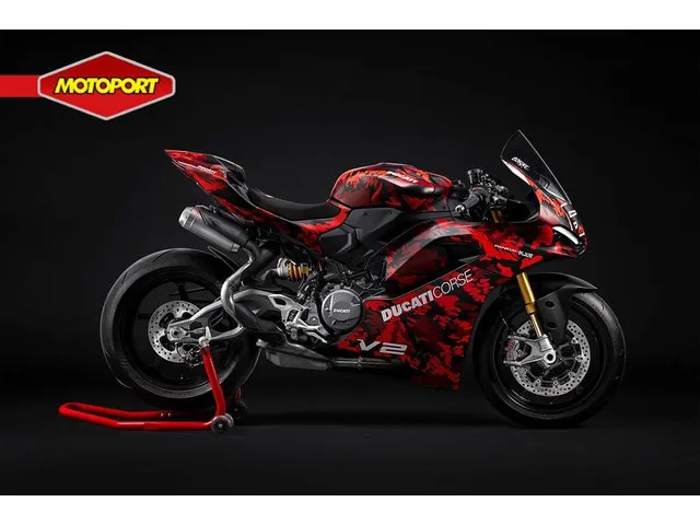 Ducati Panigale V2