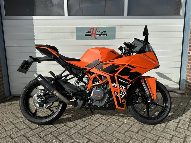 ktm-rc-390-7124-1