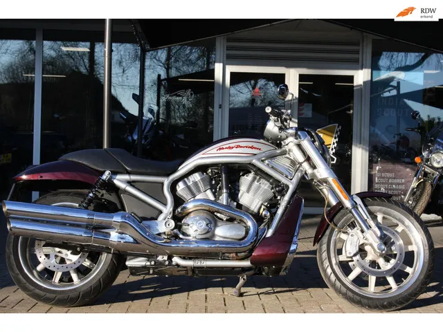 harley-davidson-v-rod-8277-1