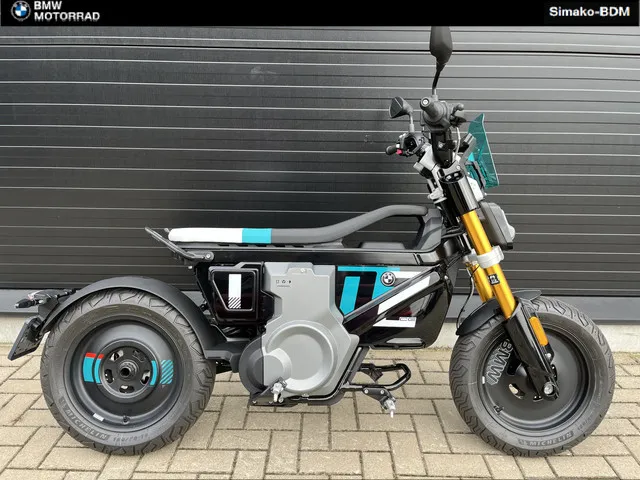 BMW CE 02