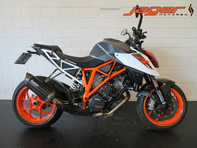 ktm-1290-super-duke-6584-1