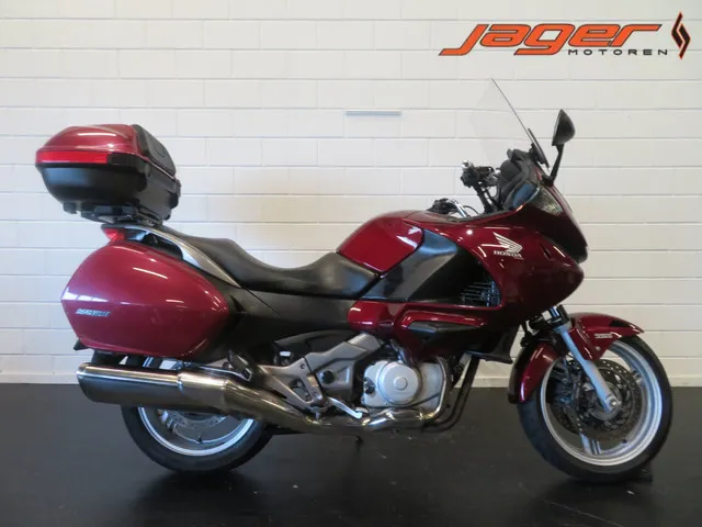 Honda NT700V Deauville