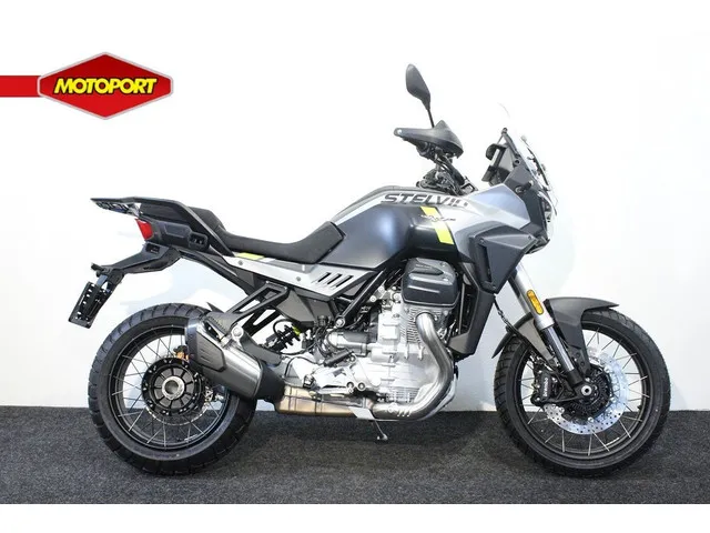 Moto Guzzi Stelvio 1200