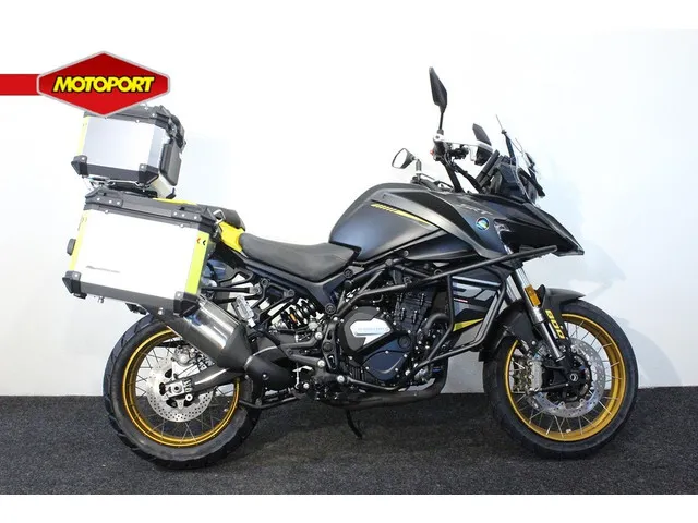 qjmotor-srt-800-sx-touring-5675-1