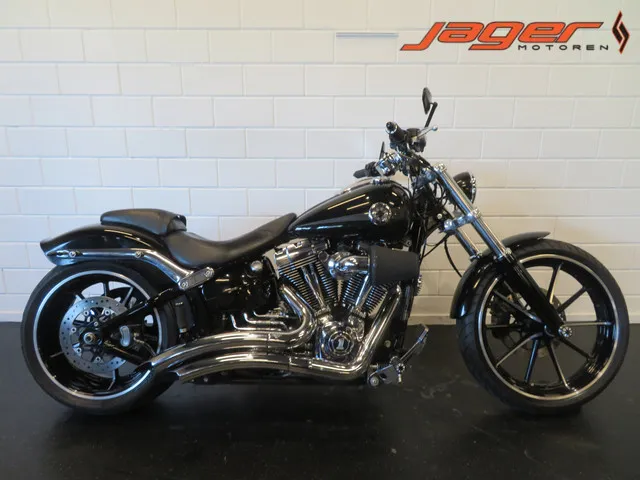 harley-davidson-breakout-fxsb-8407-1
