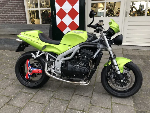 Triumph Speed Triple 955i