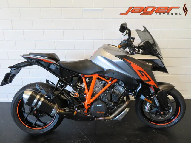KTM 1290 Super Duke GT