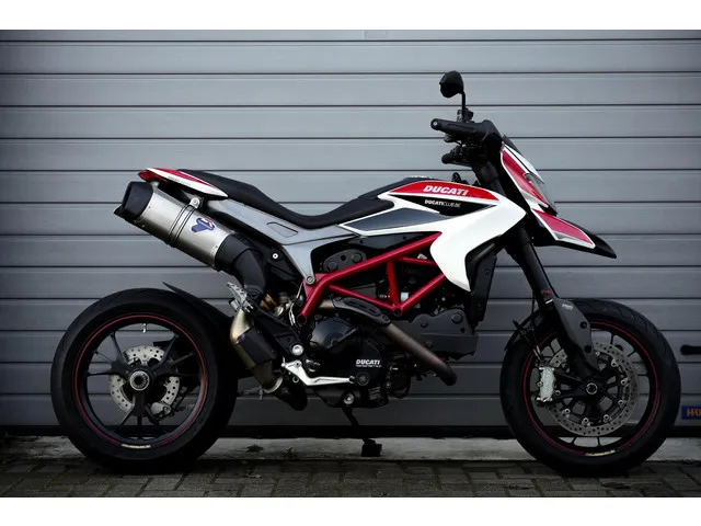 ducati-hypermotard-821-8292-1