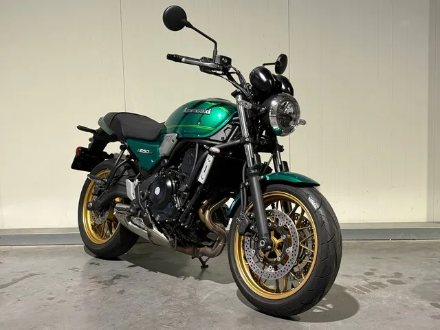 kawasaki-z650rs-8633-1