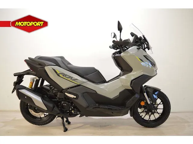 honda-adv350-8646-1