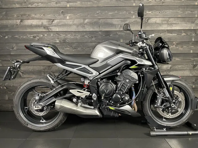 Triumph Street Triple R