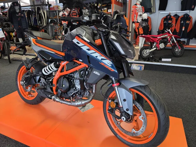 KTM 390 Duke