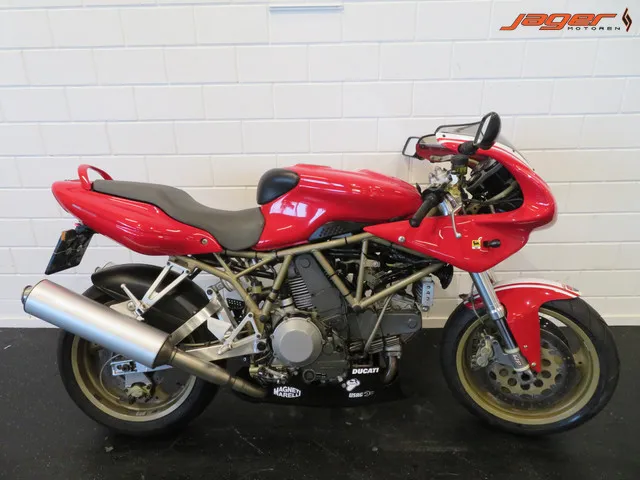 Ducati 900 SS