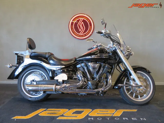 Yamaha XV1900