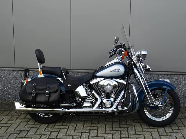 Harley-Davidson Heritage Springer FLSTS