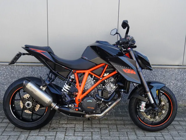 KTM 1290 Super Duke R