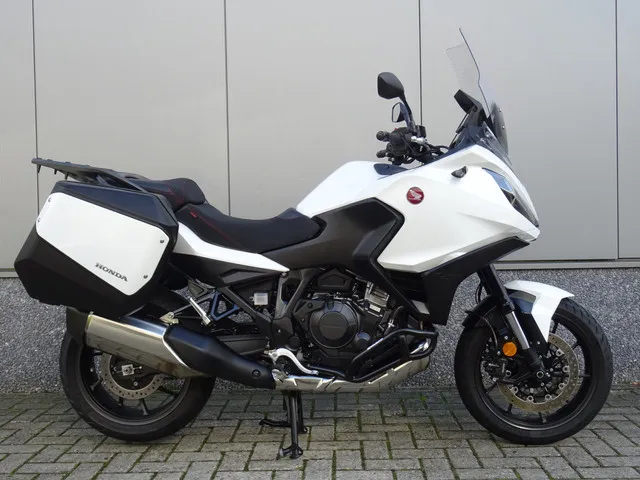 Honda NT1100