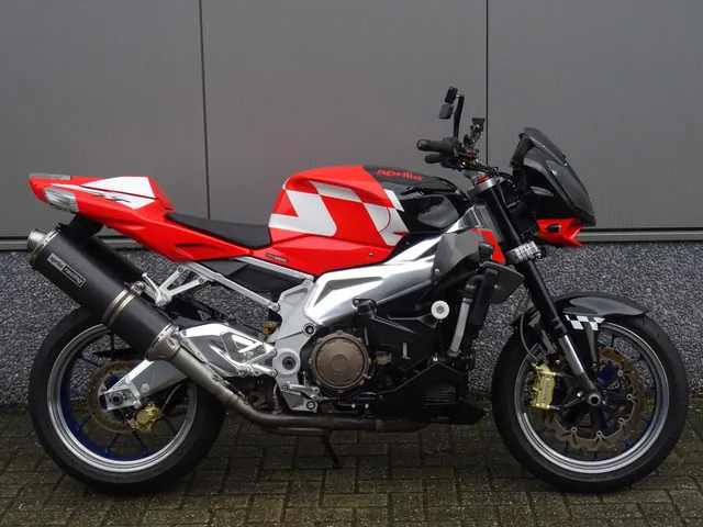 Aprilia Tuono 1000 R