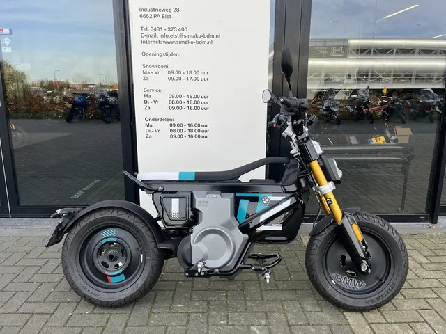 BMW CE 02
