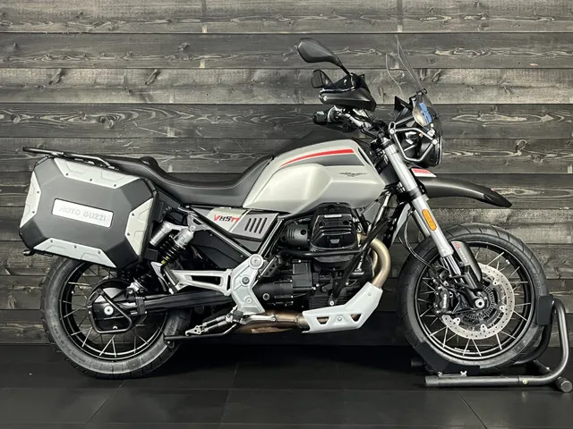 Moto Guzzi V85 TT Travel