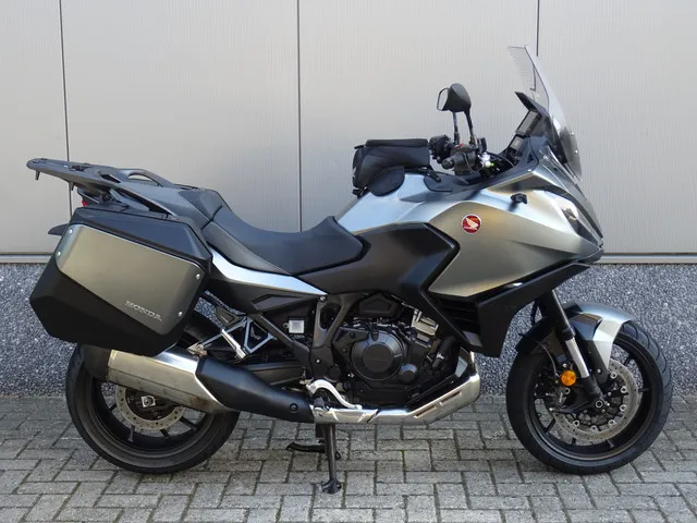 Honda NT1100