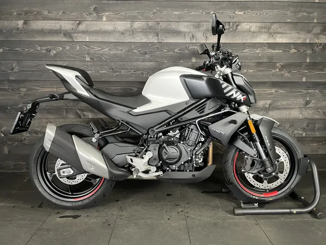 CFMOTO 450NK