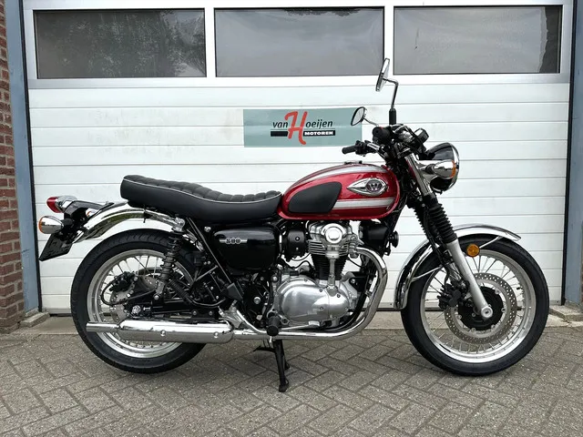 Kawasaki W800