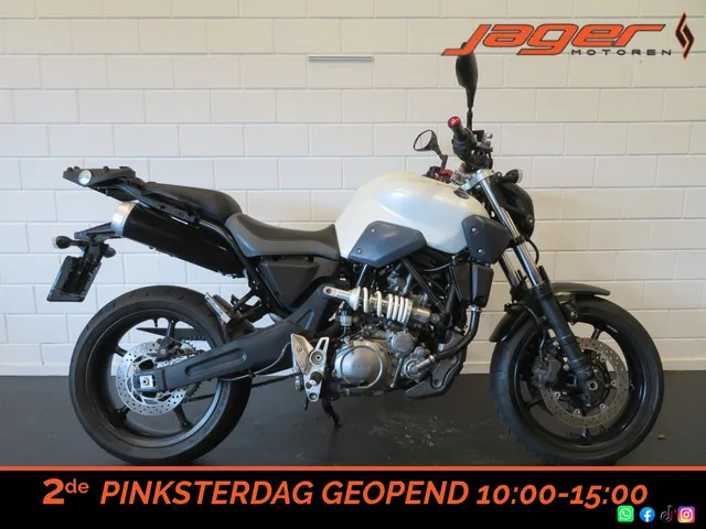 Yamaha MT-03
