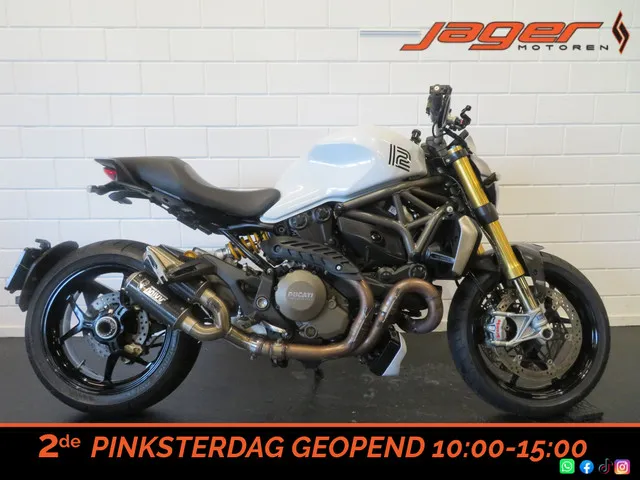 Ducati Monster 1200 S