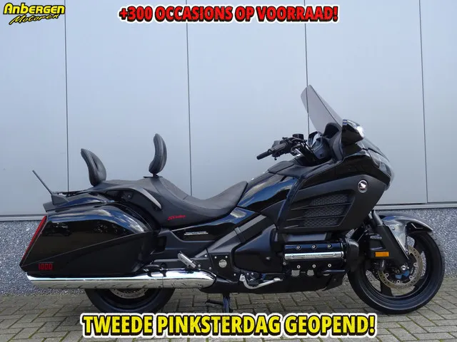 Honda GL1800 Gold Wing Bagger