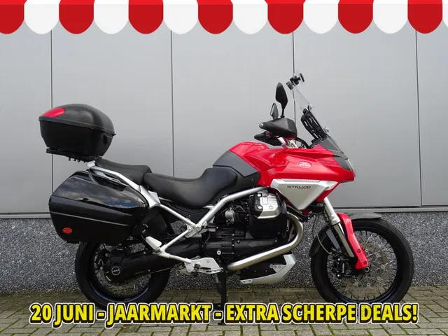 Moto Guzzi Stelvio 1200